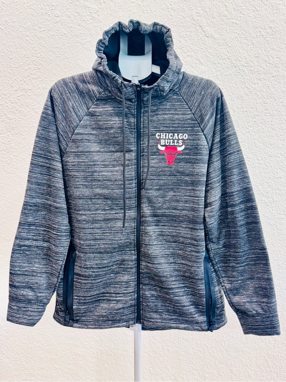 NBA Chicago Bulls Full Zip Hooded Jacket Gray/Black Drawstring Hoodie size L